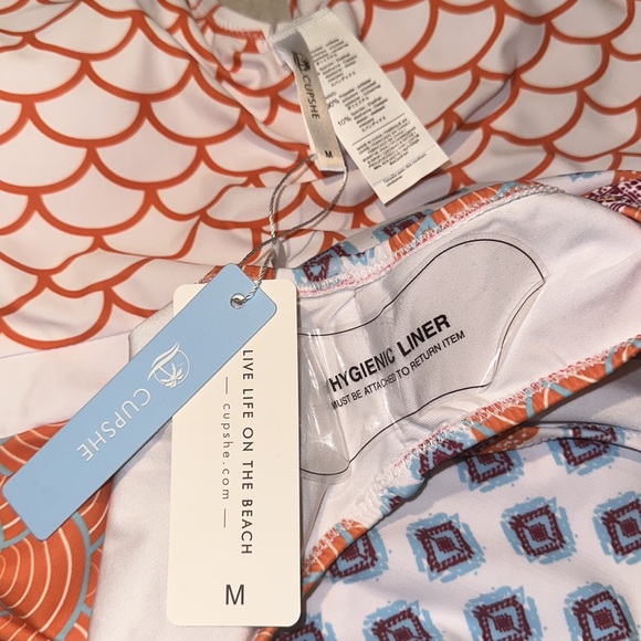 Cupshe one piece bathing suit coral and white. - Picture 5 of 8